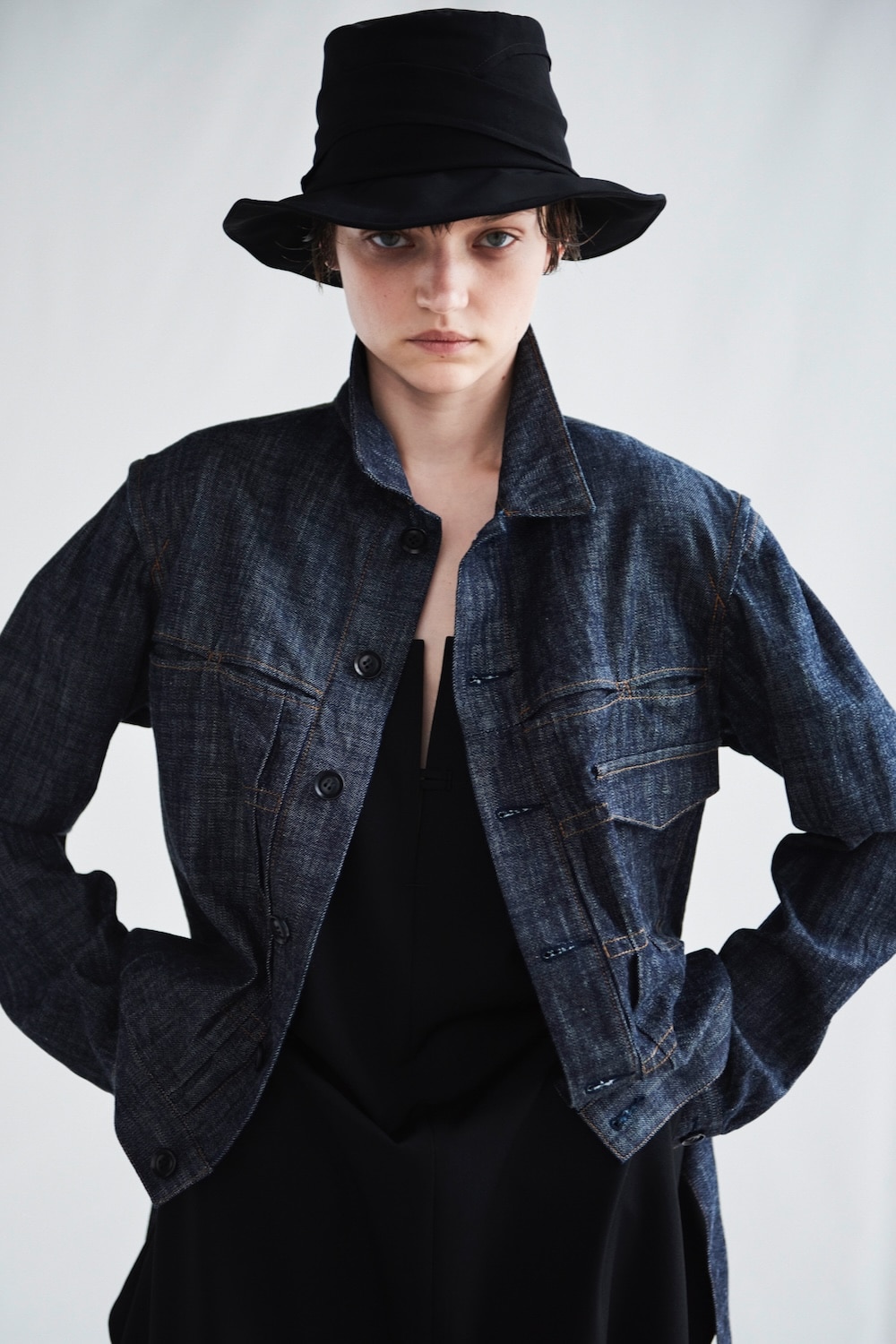 LOOK 28