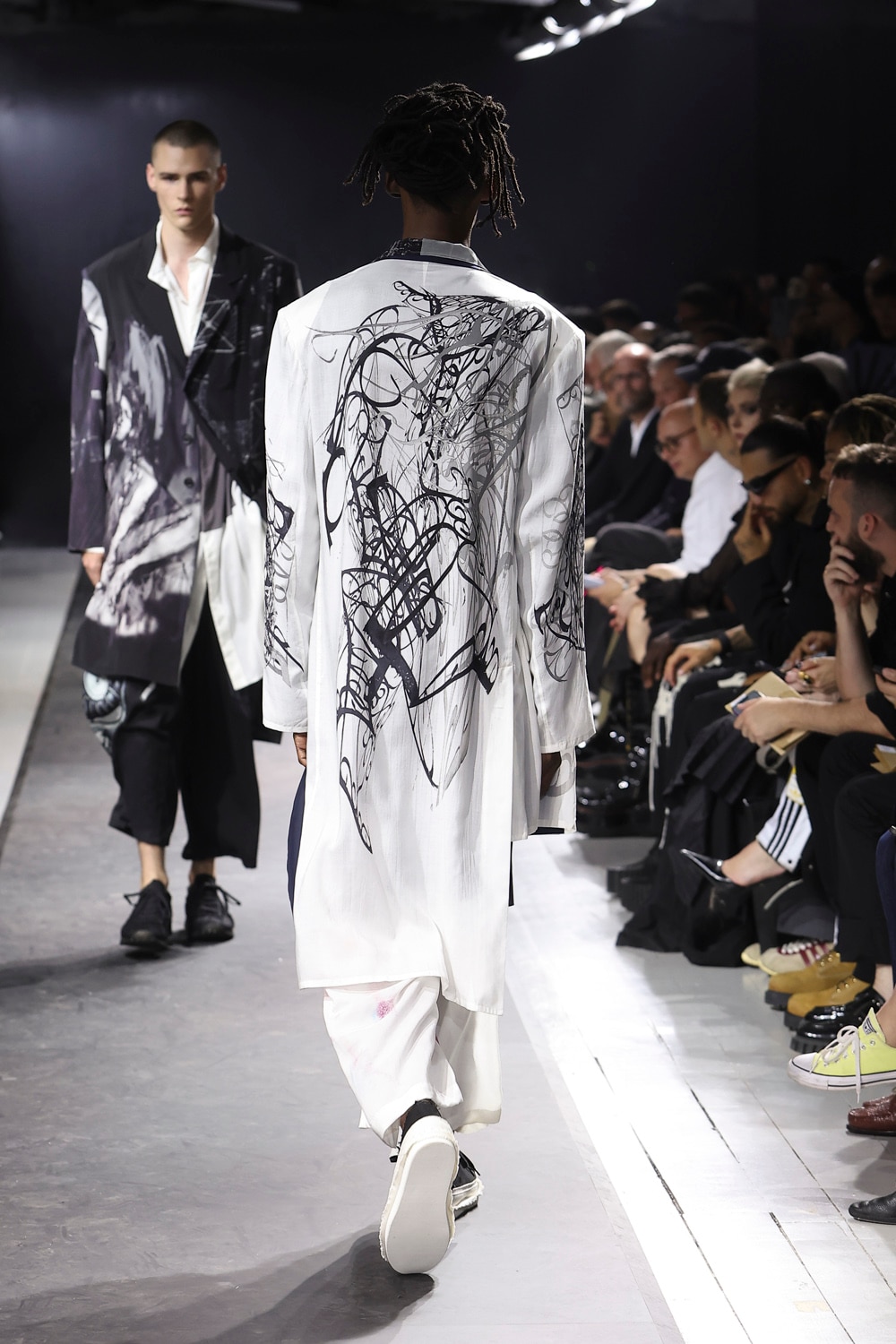 LOOK 05