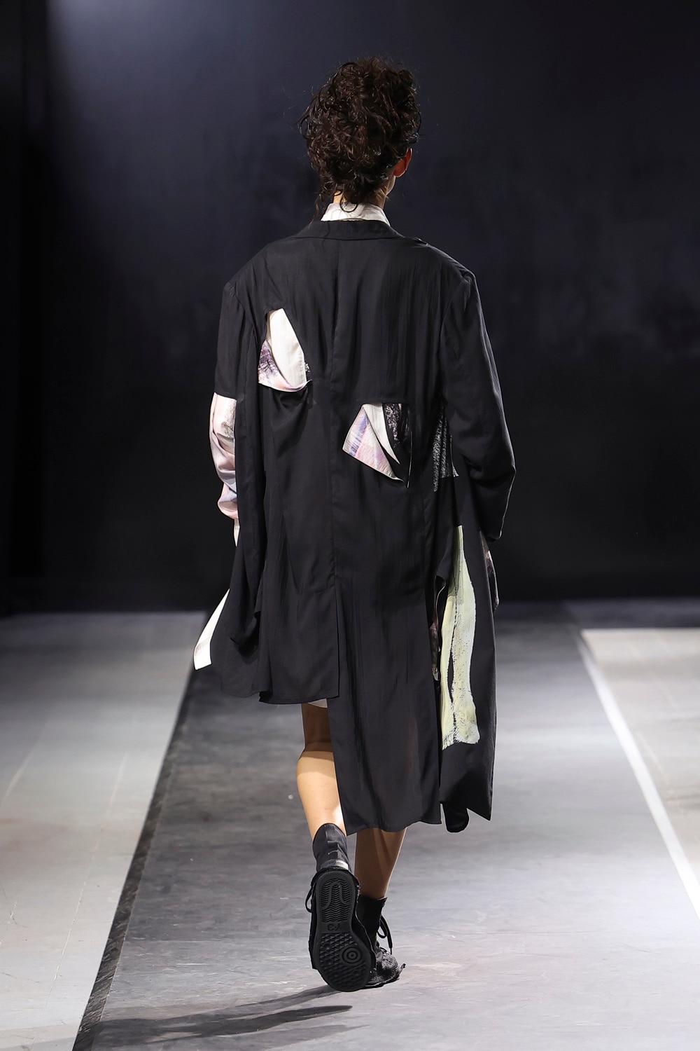 LOOK 11