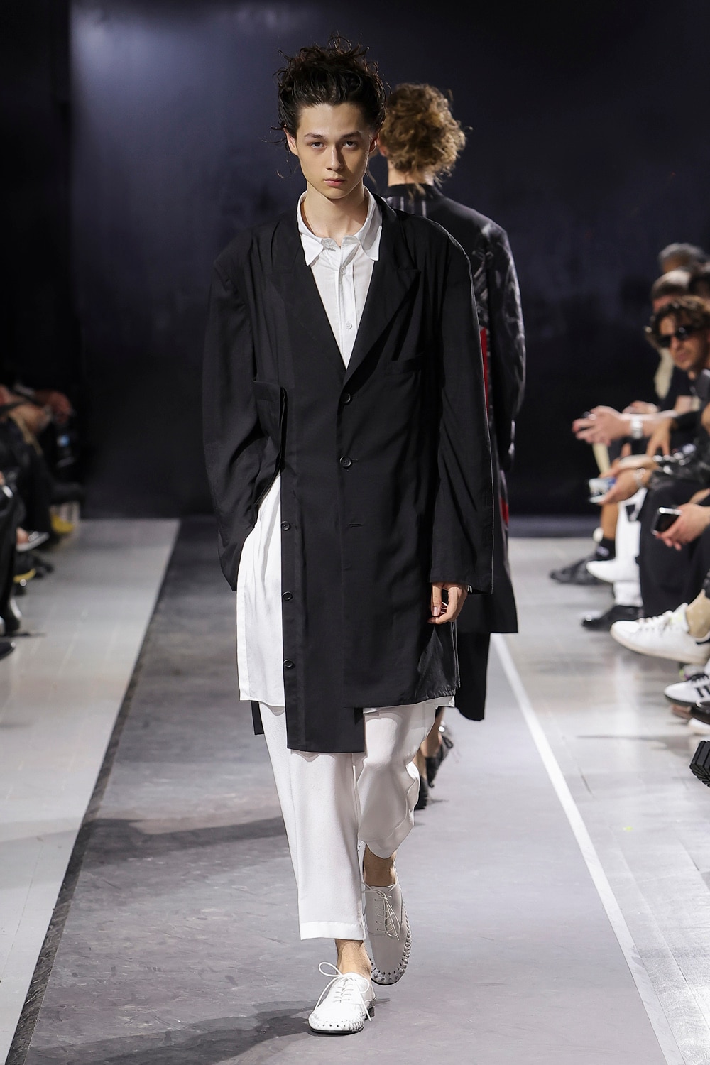 LOOK 13