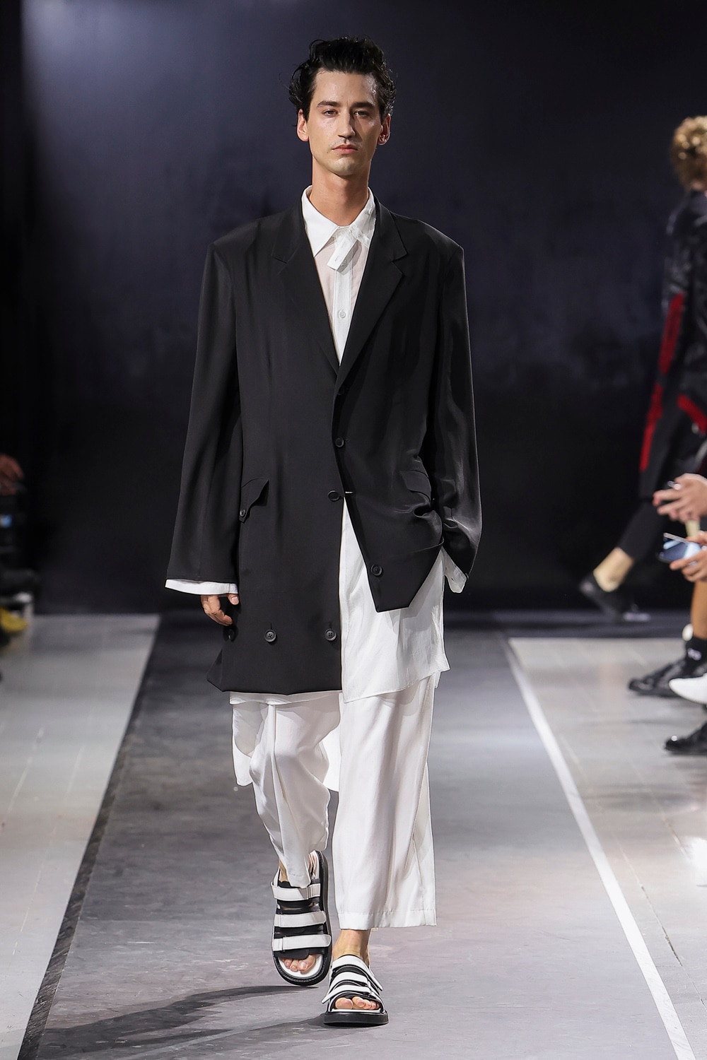 LOOK 14
