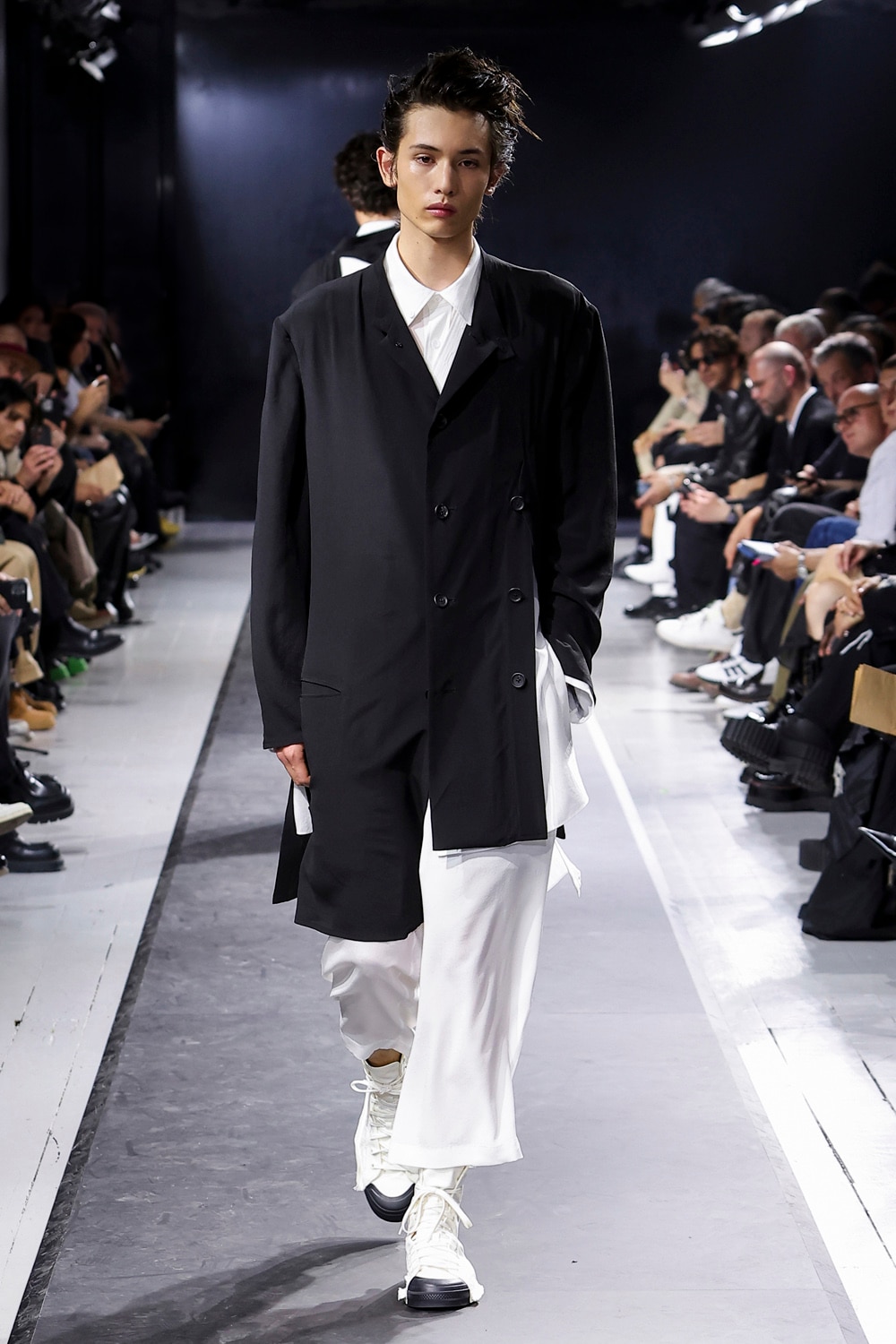 LOOK 17