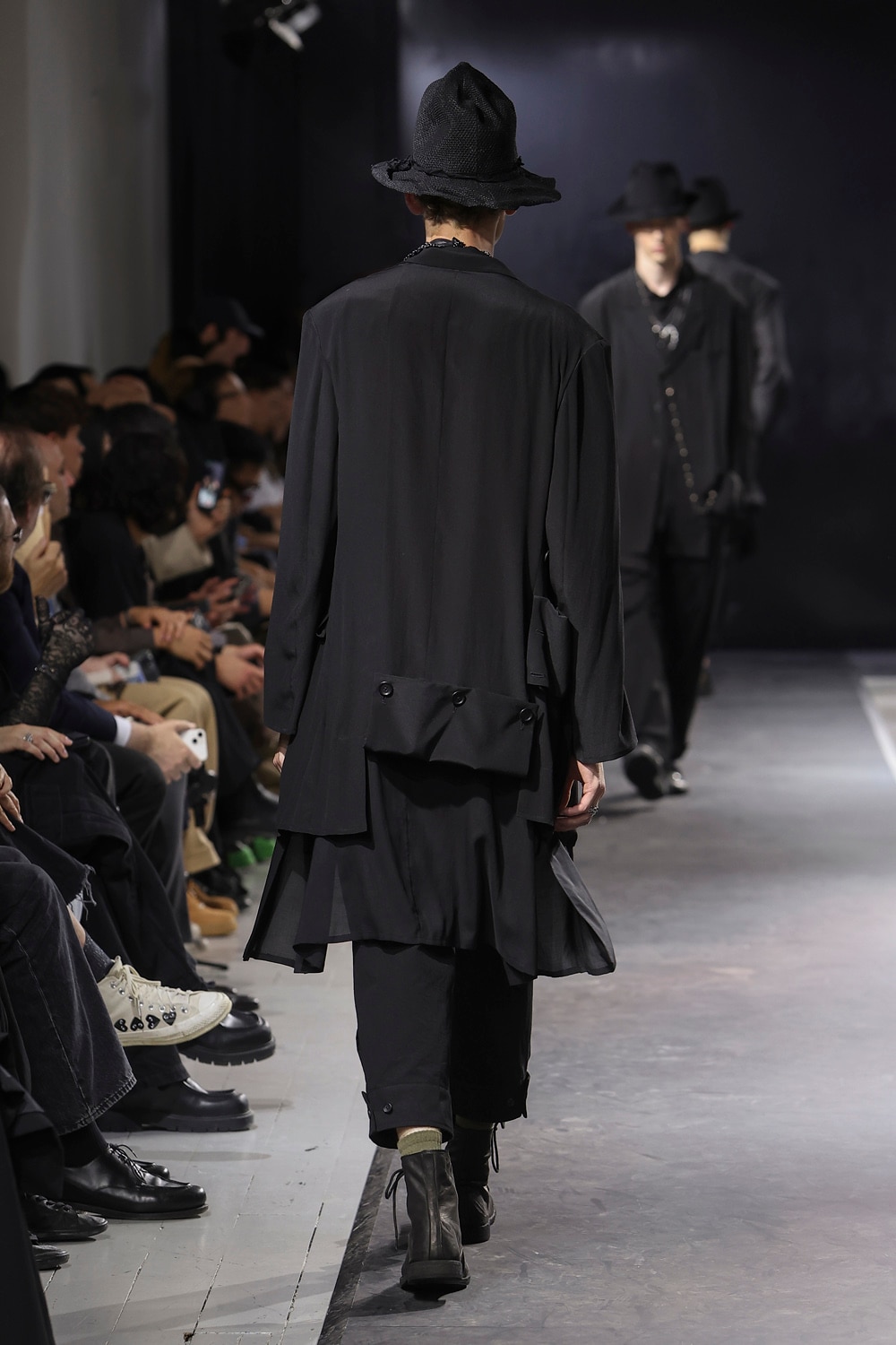 LOOK 21