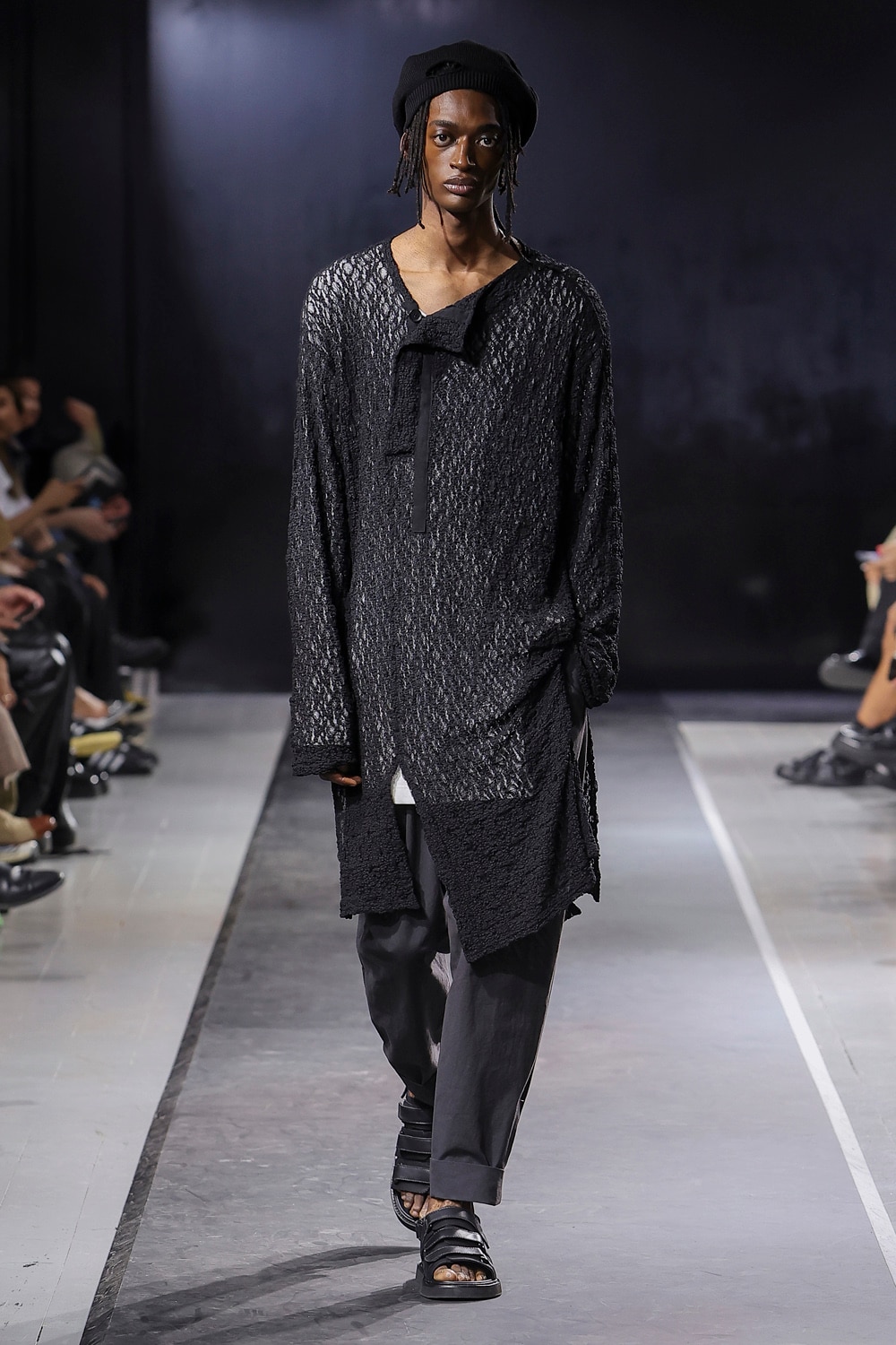 LOOK 29
