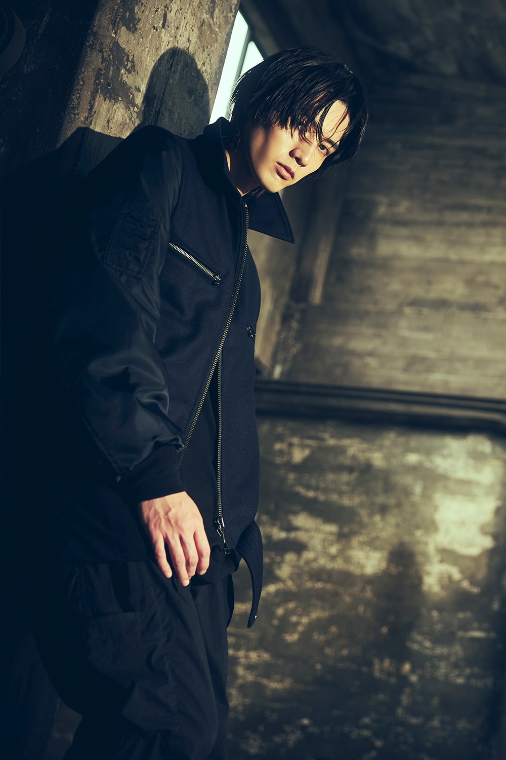 LOOK 33