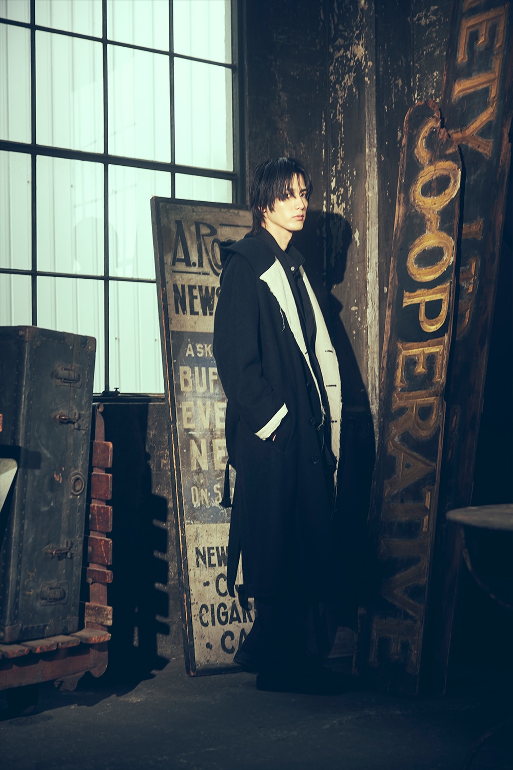 LOOK 19