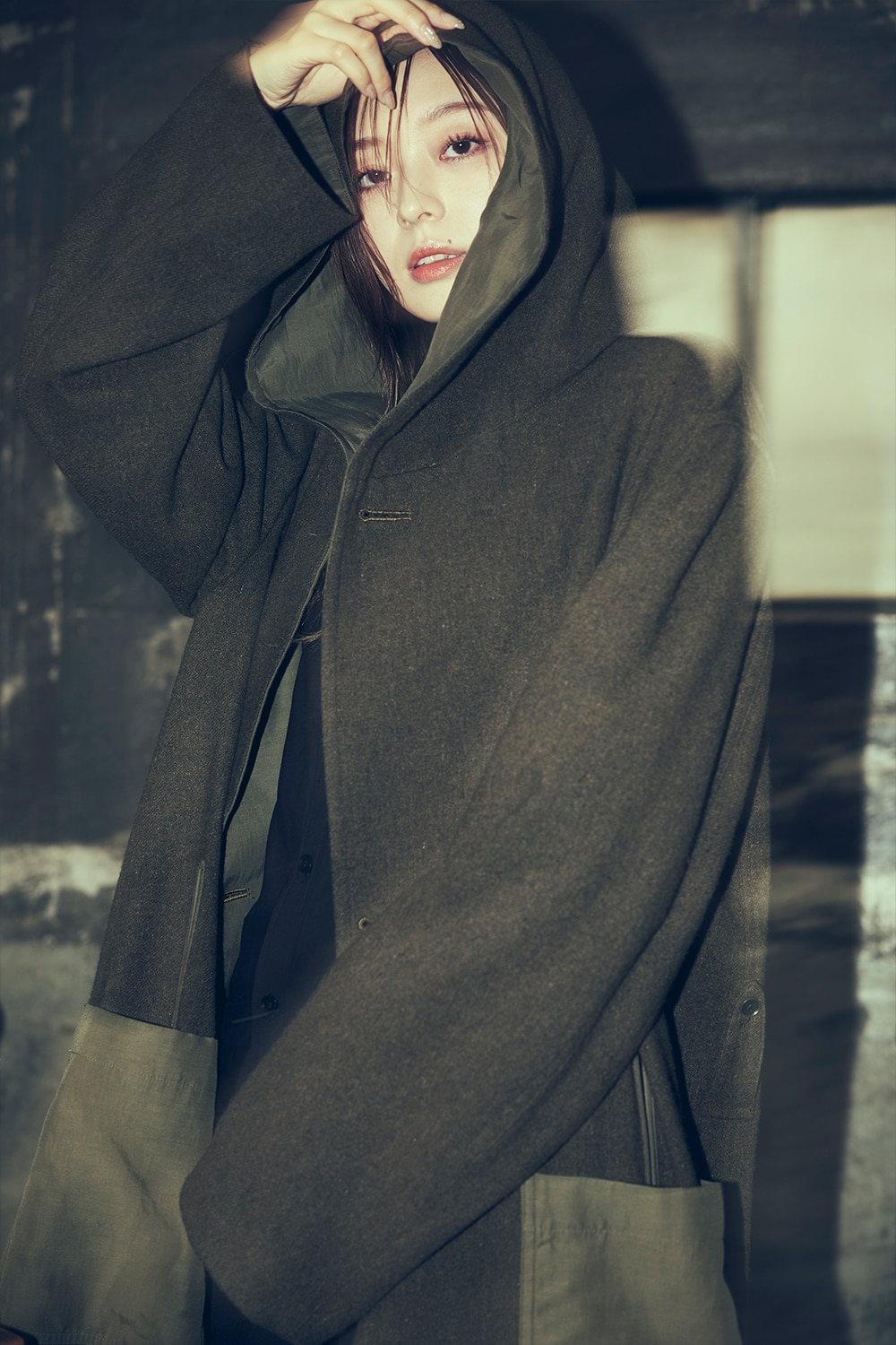 LOOK 06