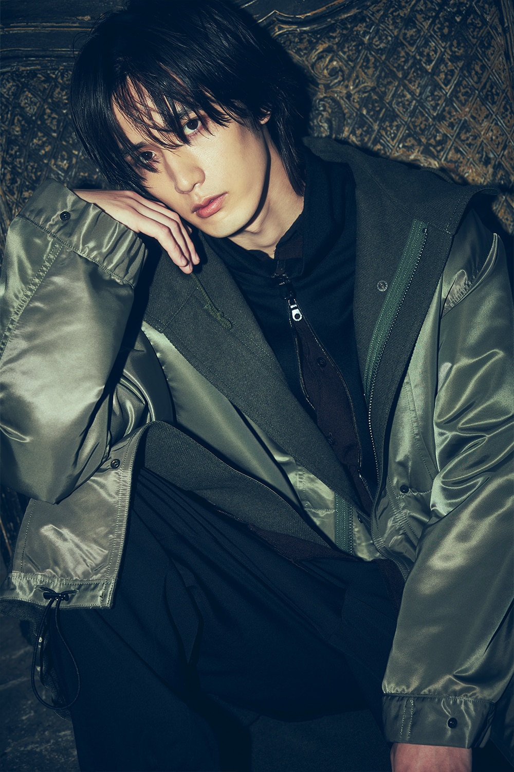 LOOK 05