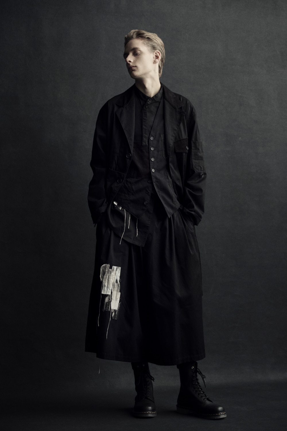 LOOK 11