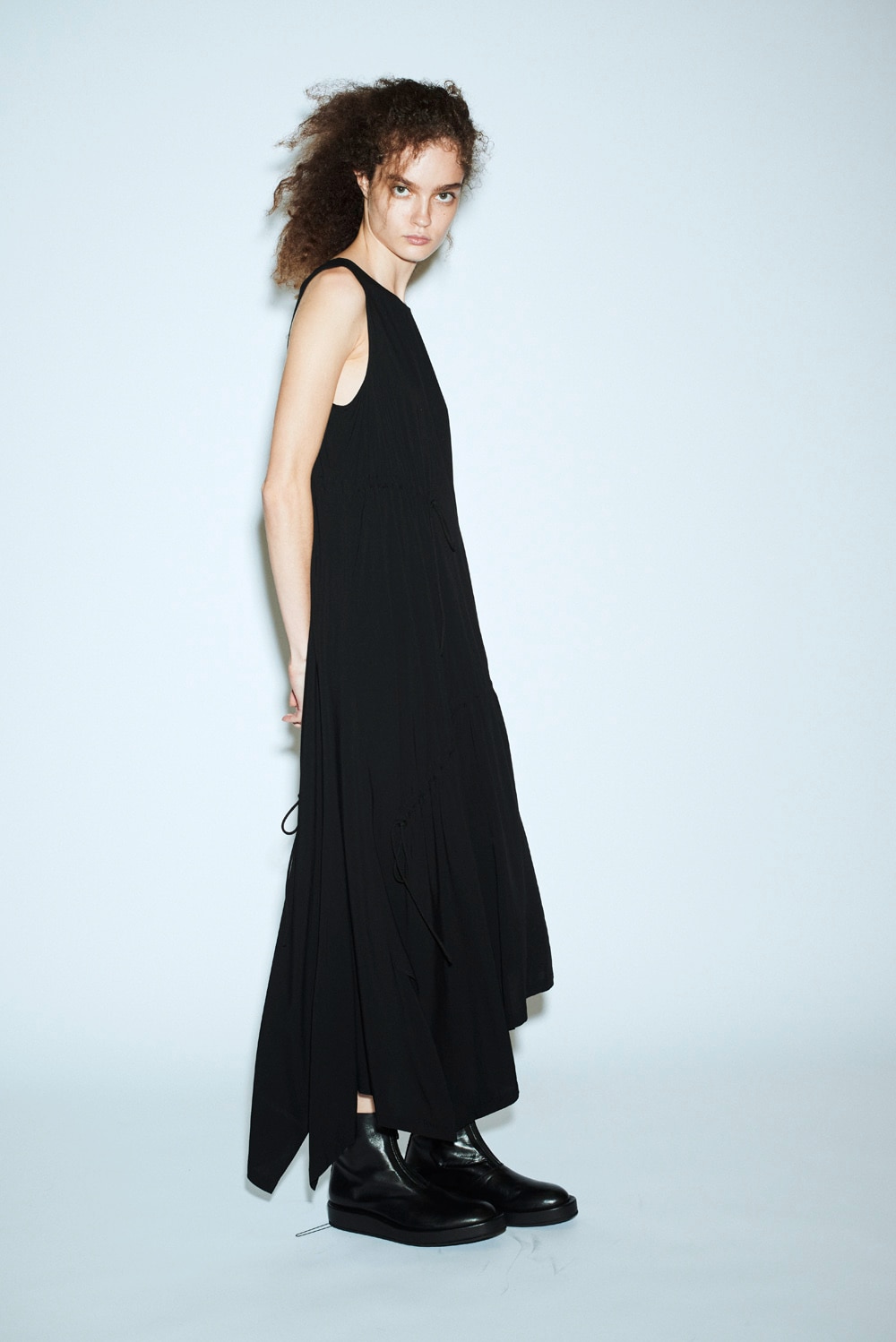 LOOK 08