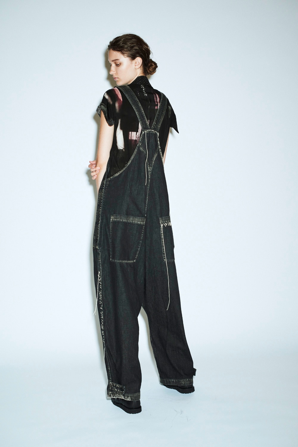 LOOK 17