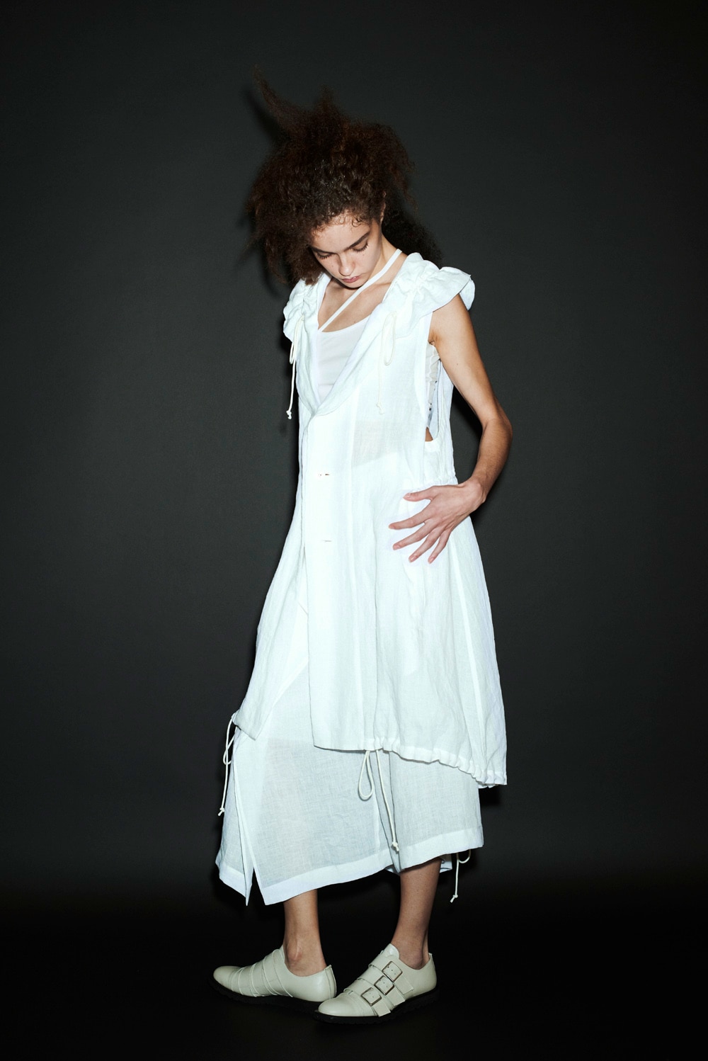 LOOK 28