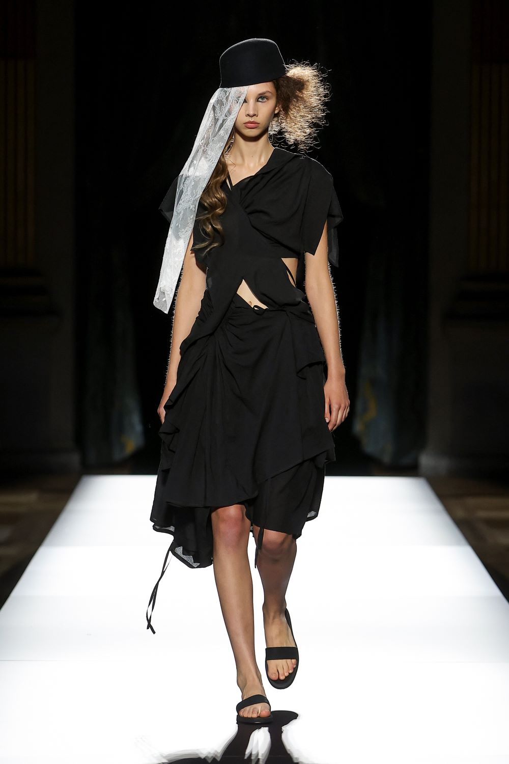 LOOK 10
