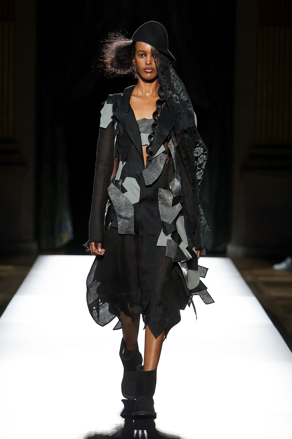 LOOK 11