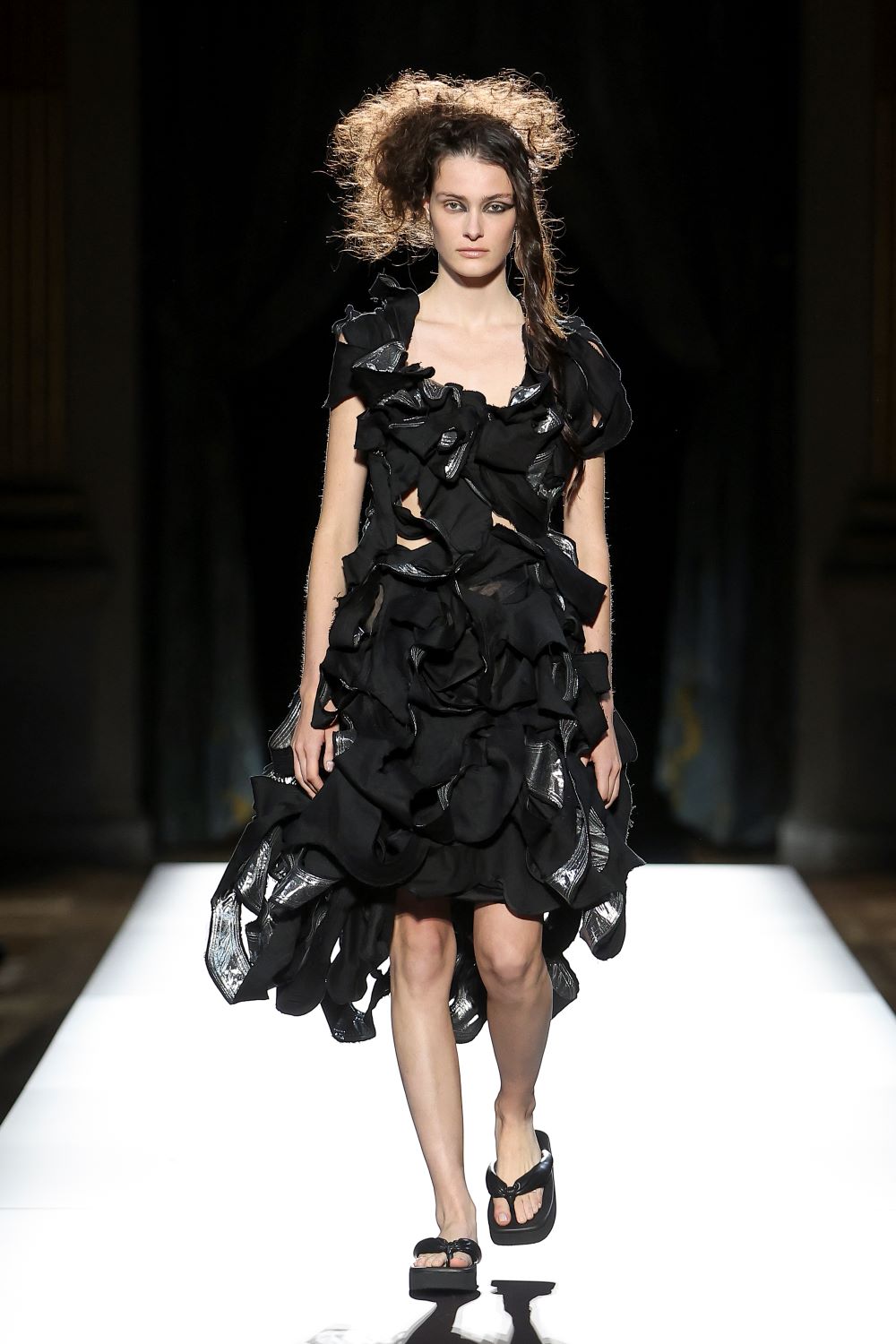 LOOK 24