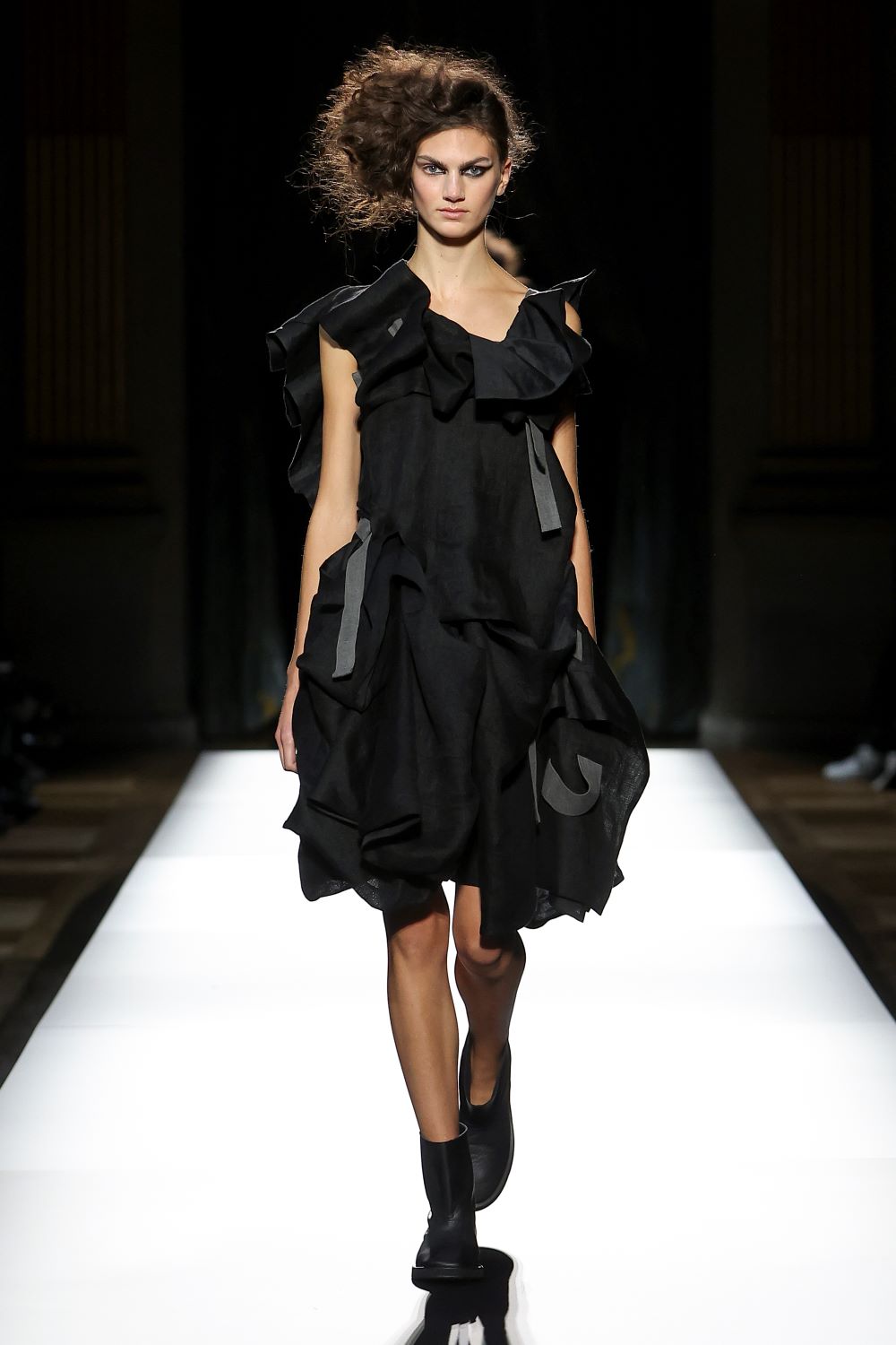 LOOK 29