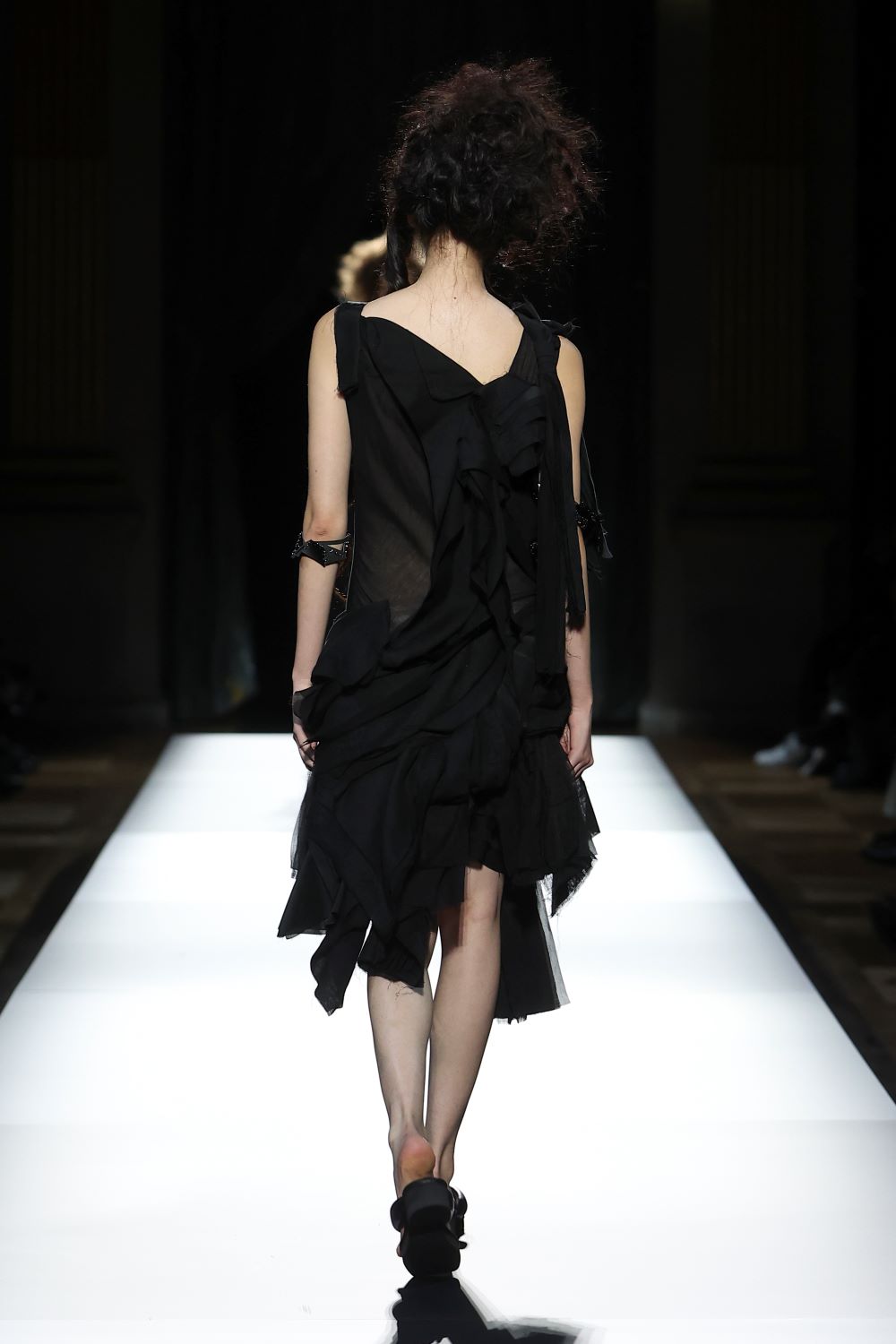 LOOK 30