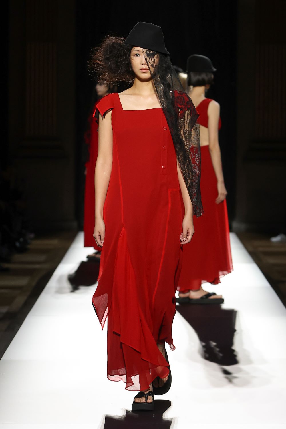 LOOK 42
