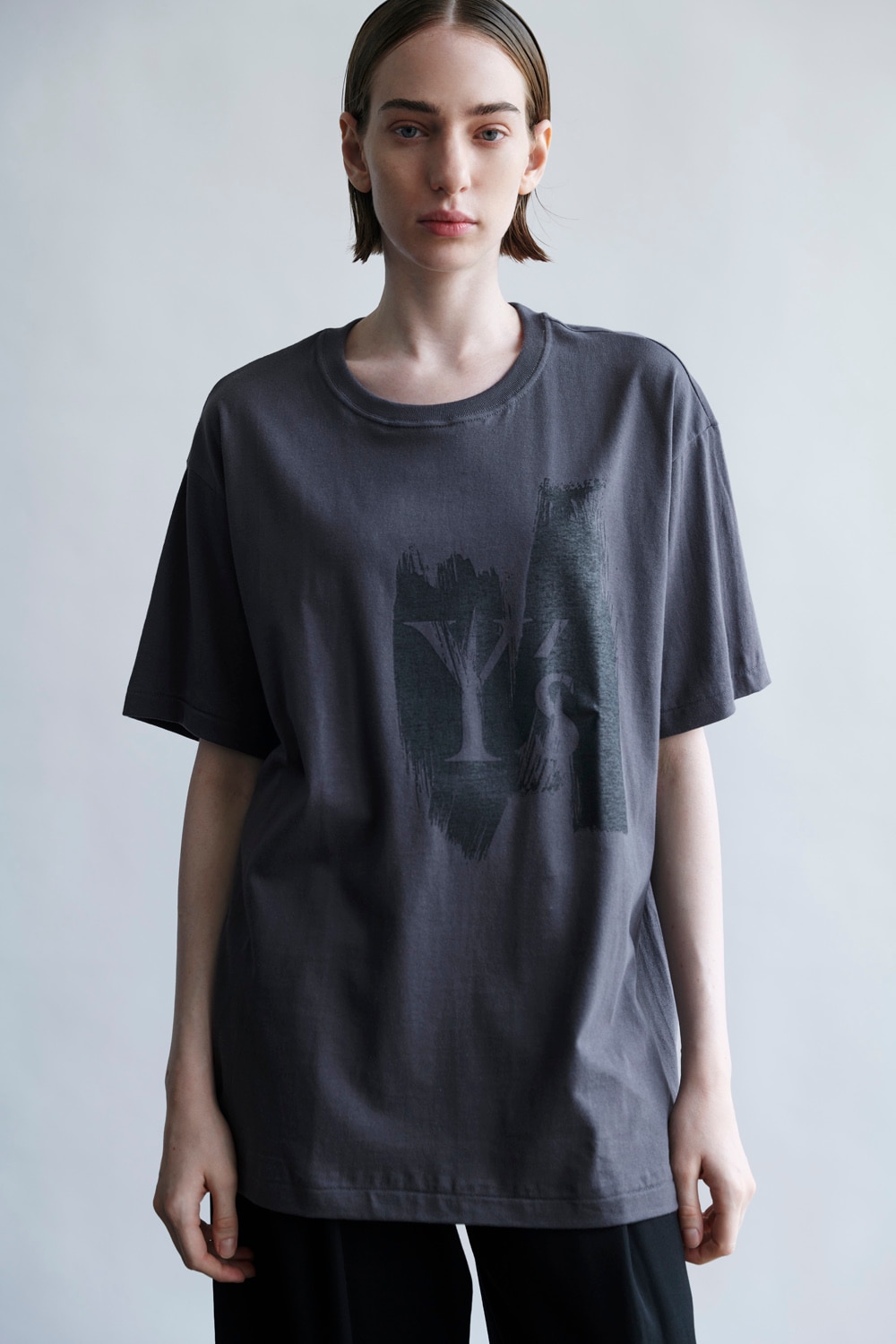 LOOK 01