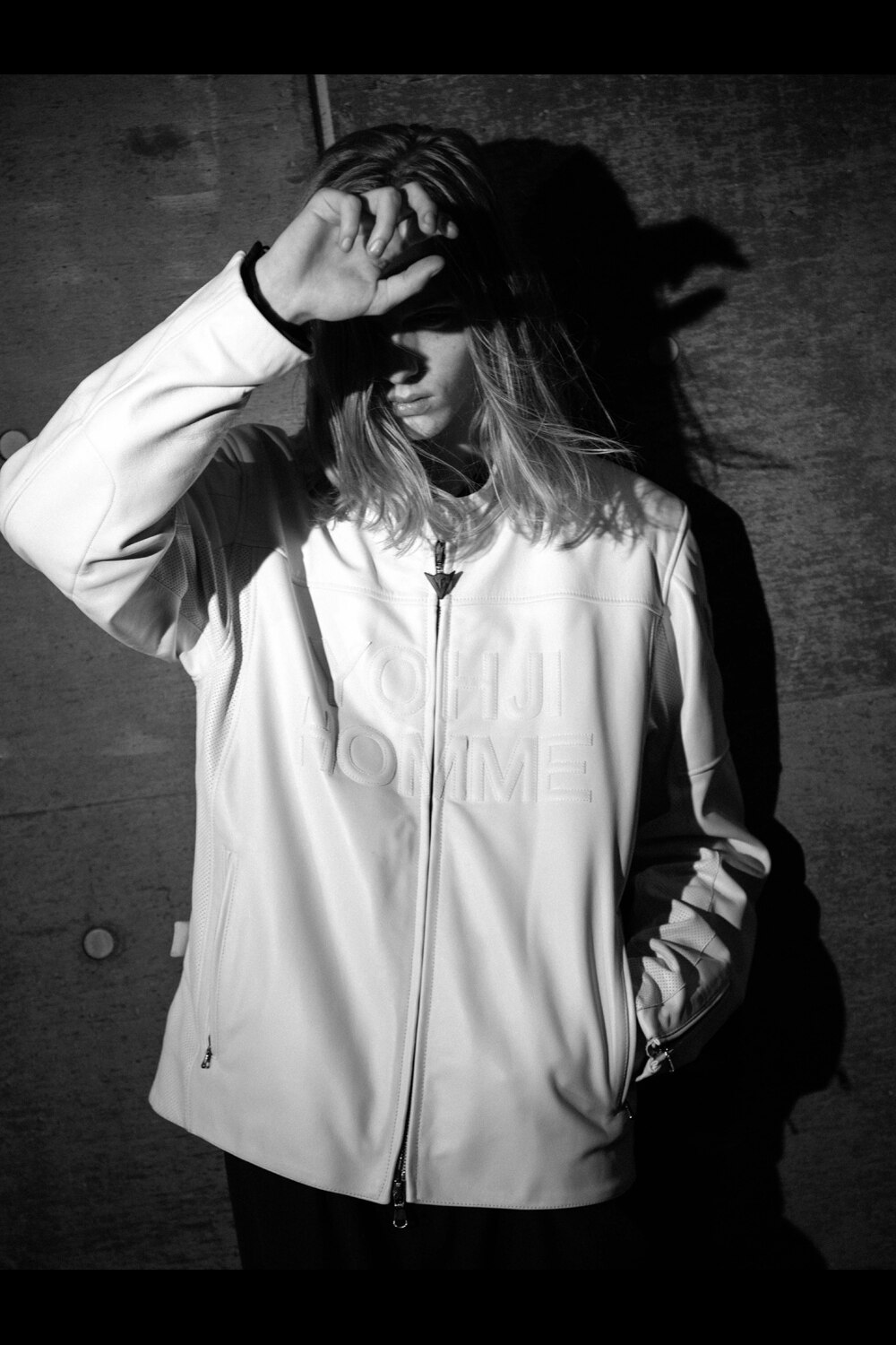 LOOK 04