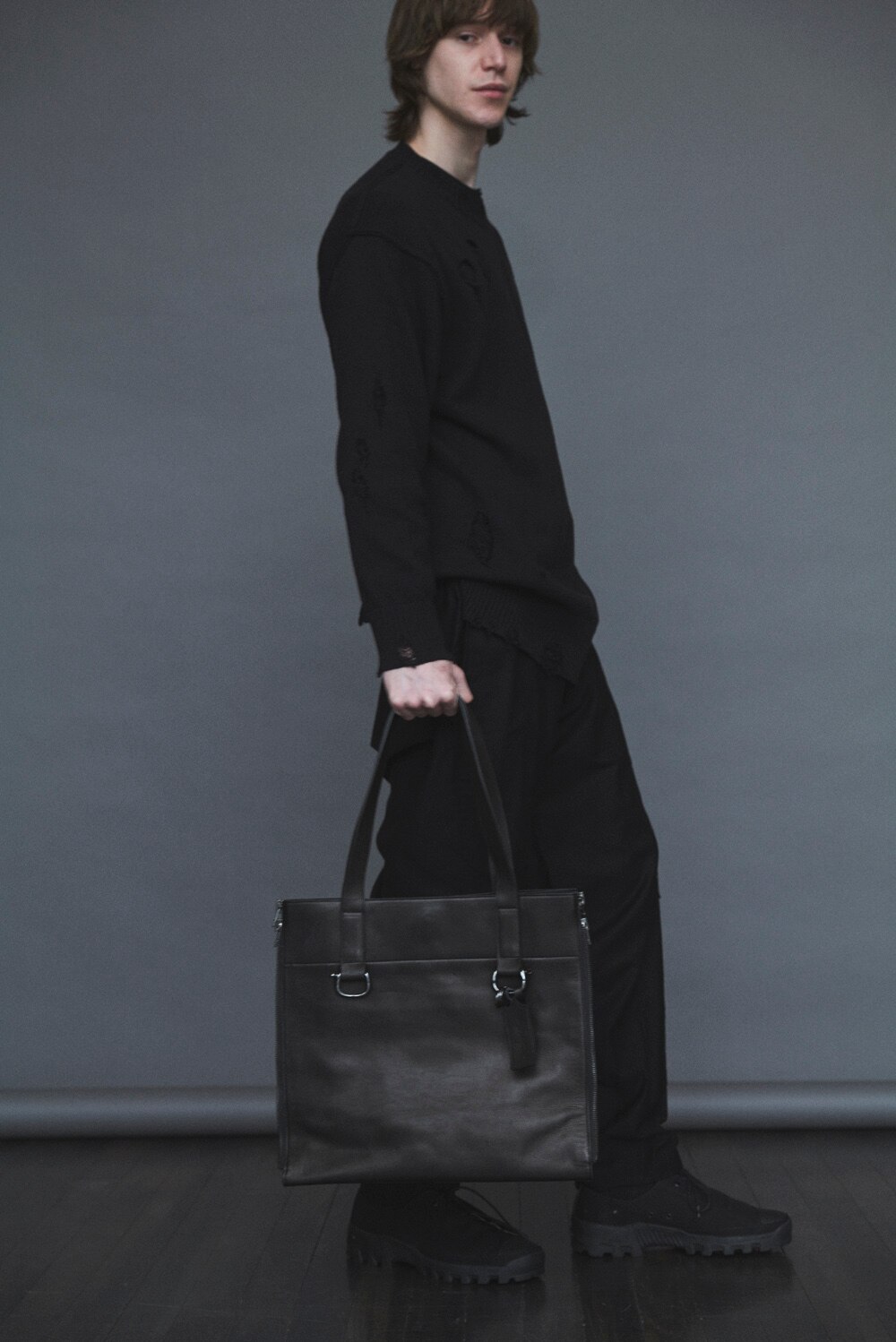 LOOK ZIPPER TOTE