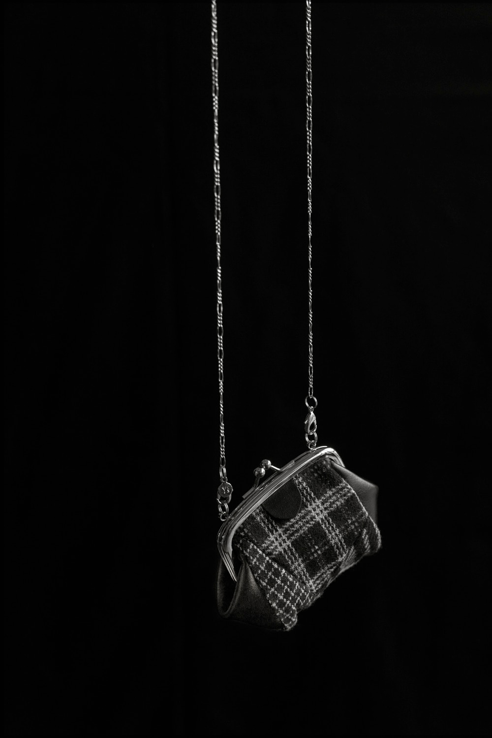 LOOK 04