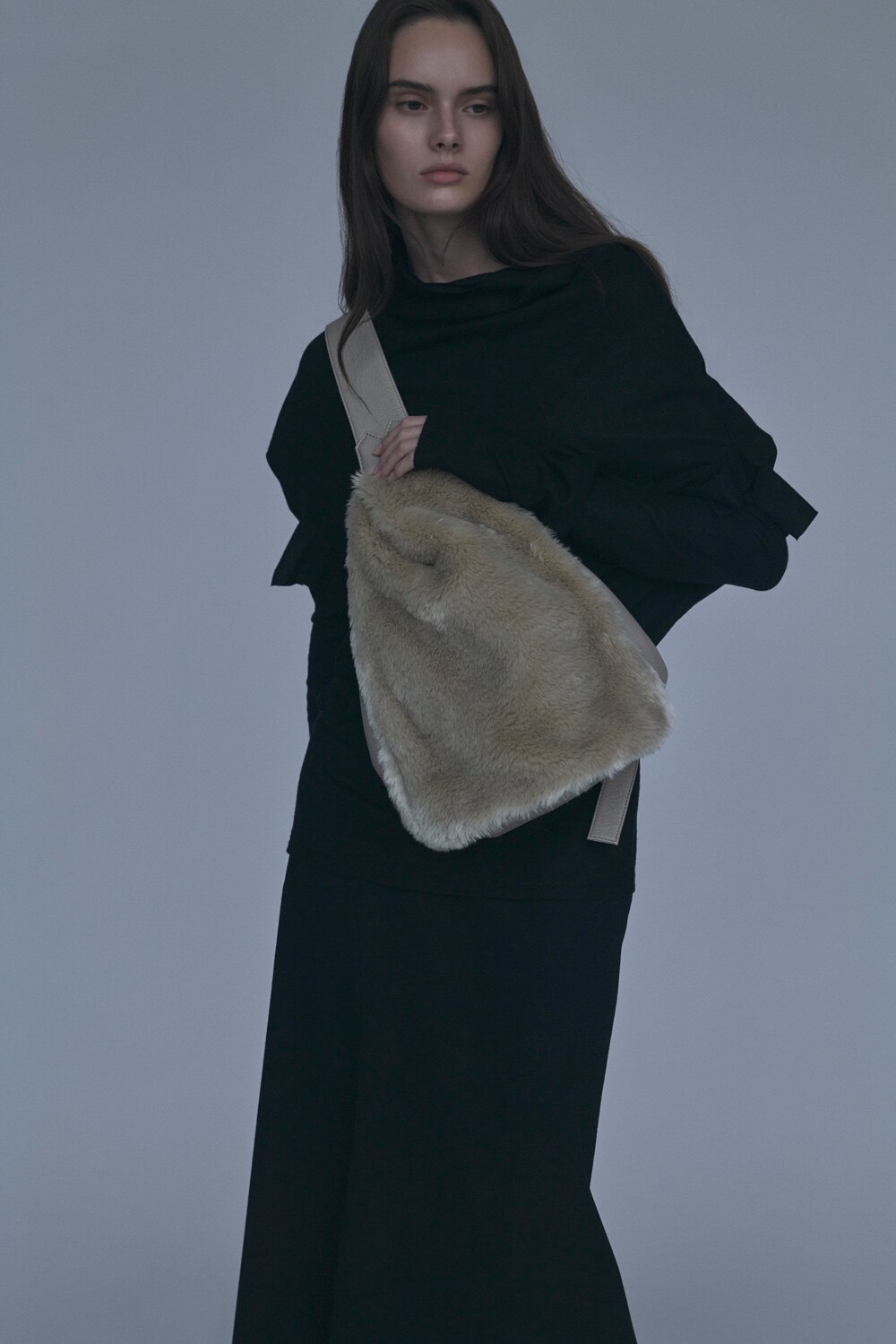 LOOK 02