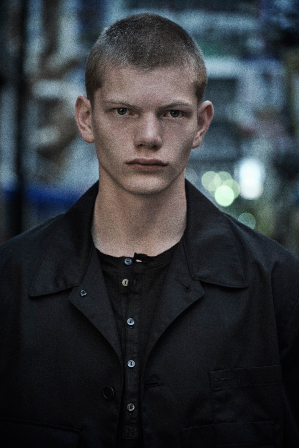 LOOK 06