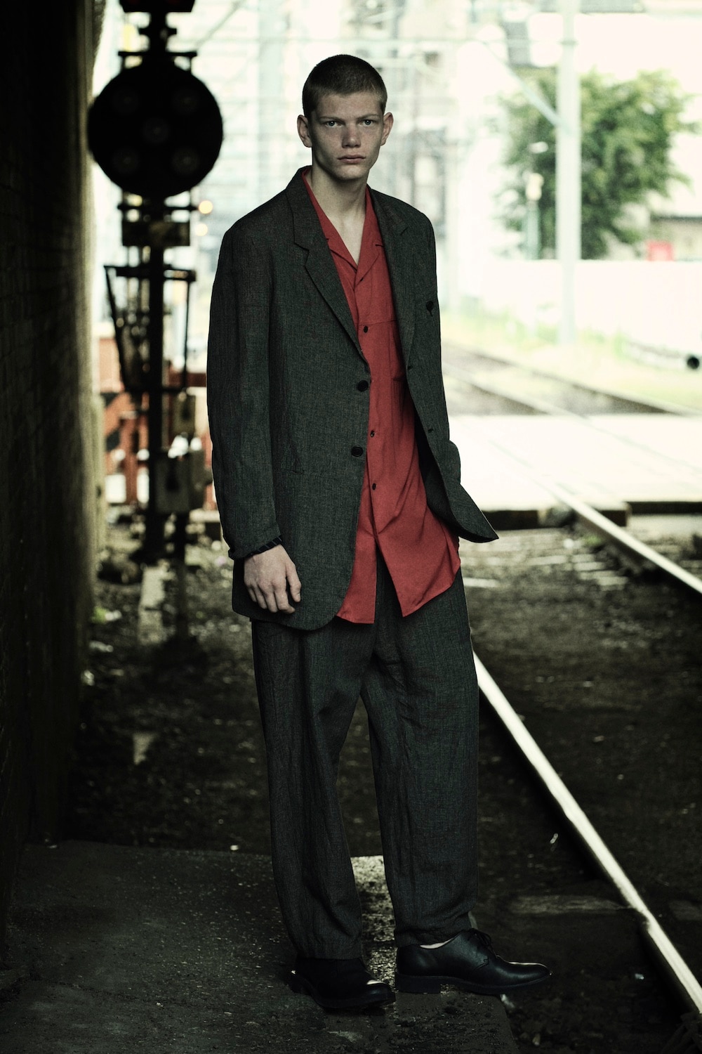 LOOK 13