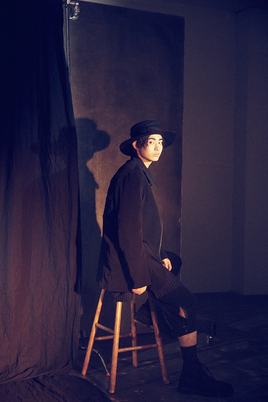 LOOK 16
