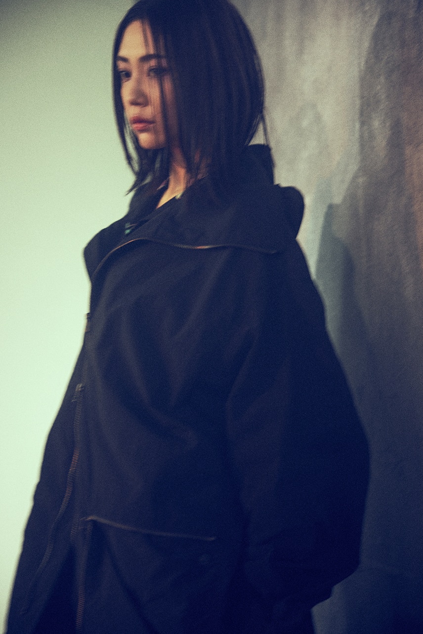 LOOK 17