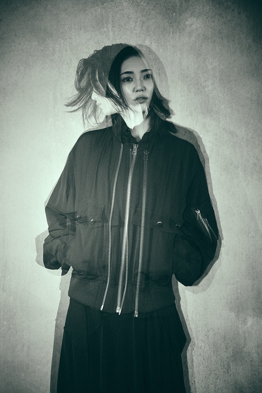 LOOK 08