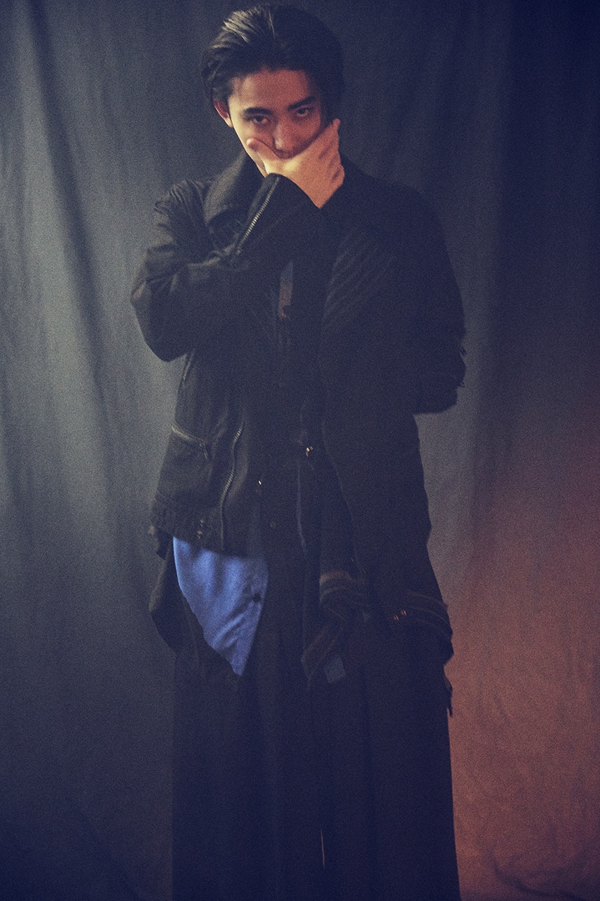 LOOK 09