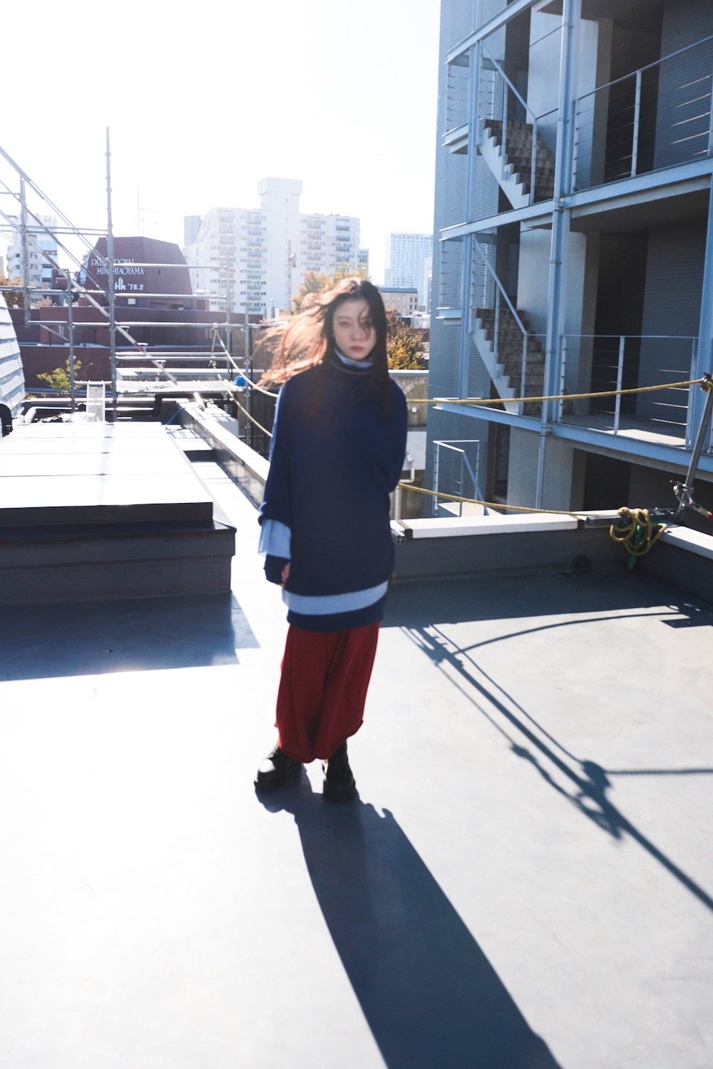 LOOK 12