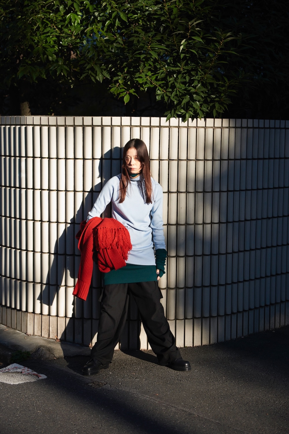LOOK 01