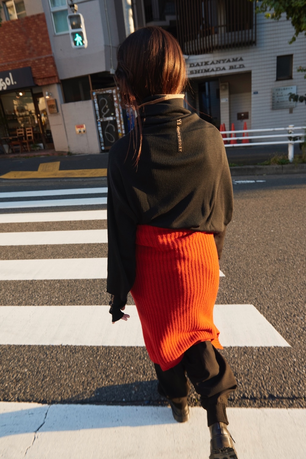 LOOK 05