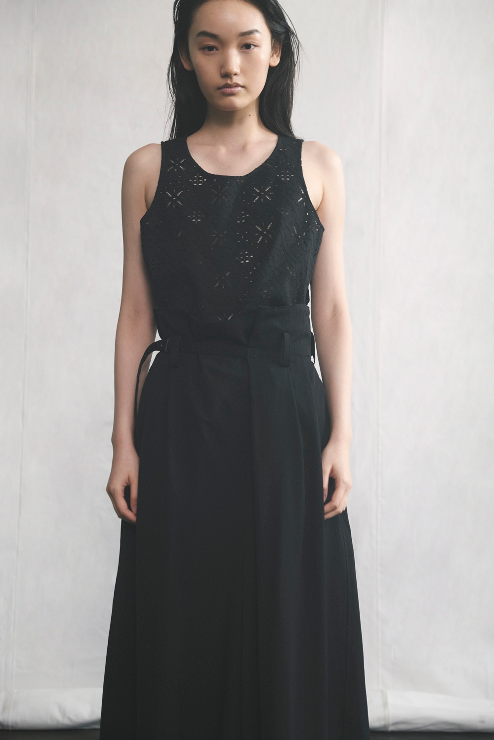 LOOK 03