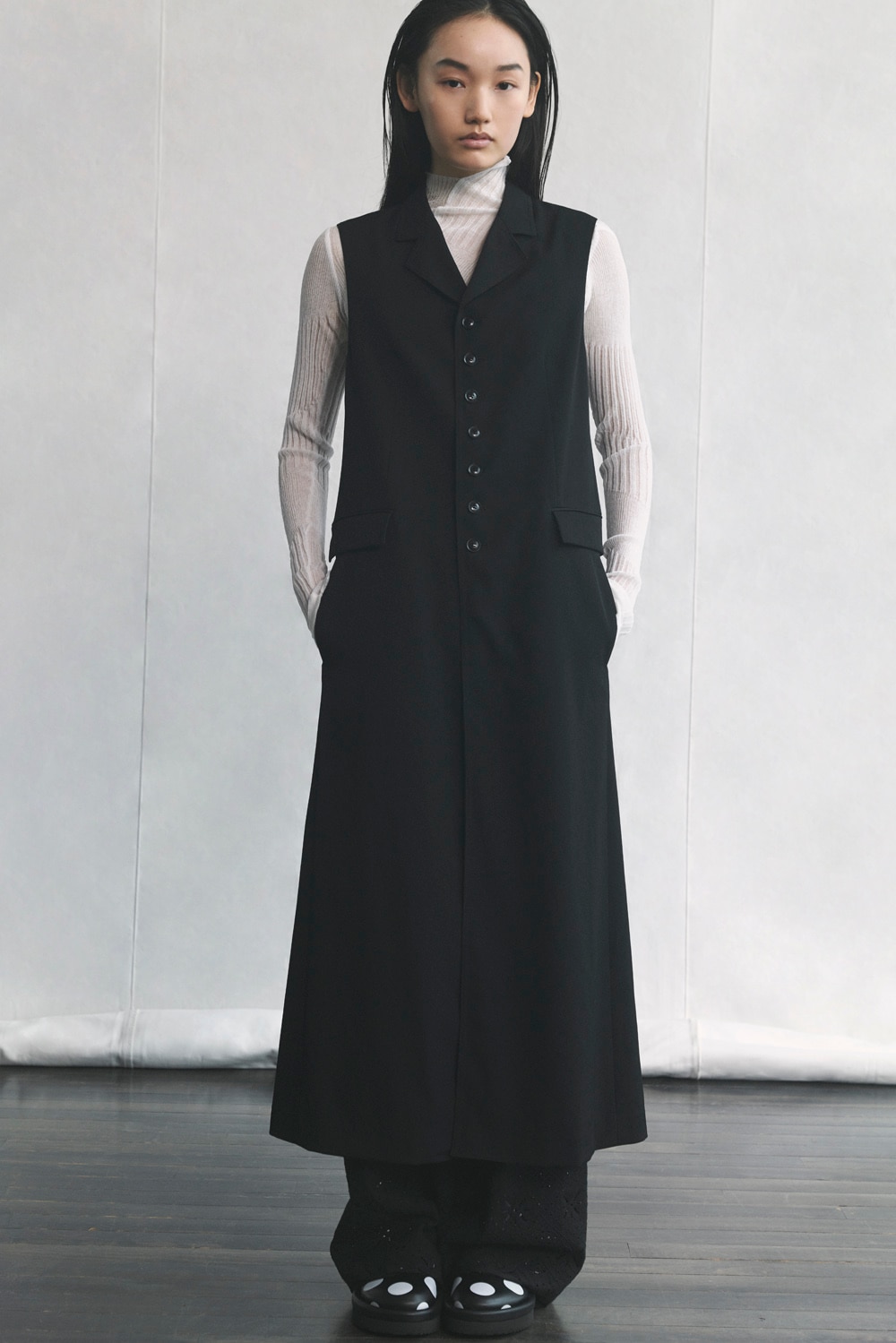 LOOK 11