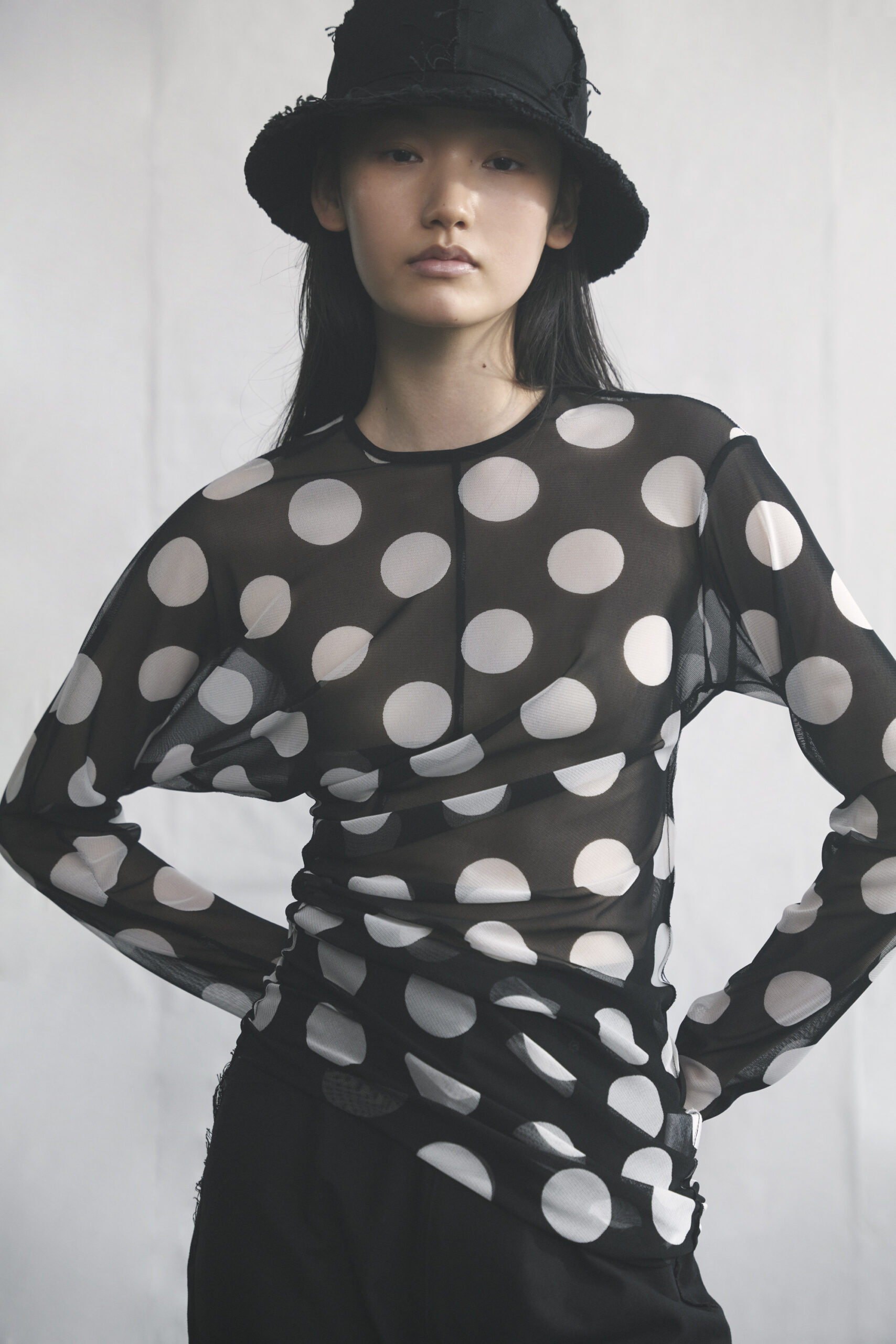 新しいスタイル Y's GENDER NEUTRAL SS2025 COLLECTION | Yohji Yamamoto トップス