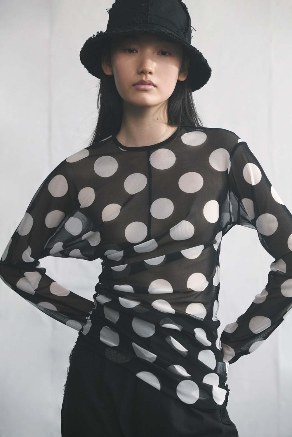 LOOK 16