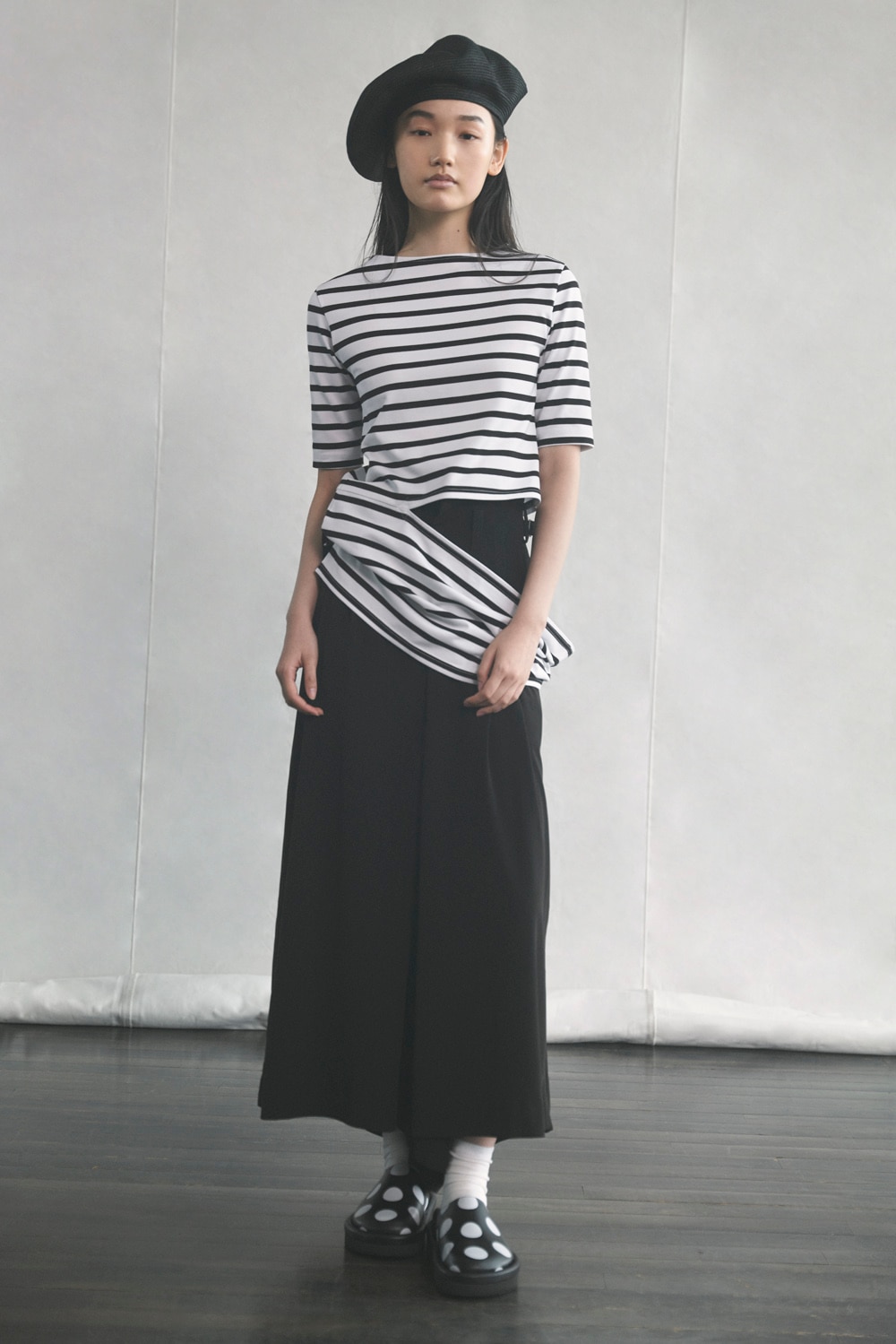 LOOK 23