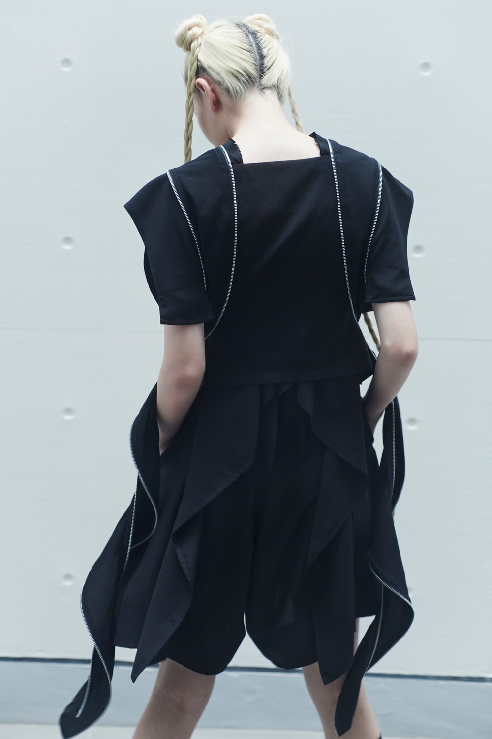 LOOK 13