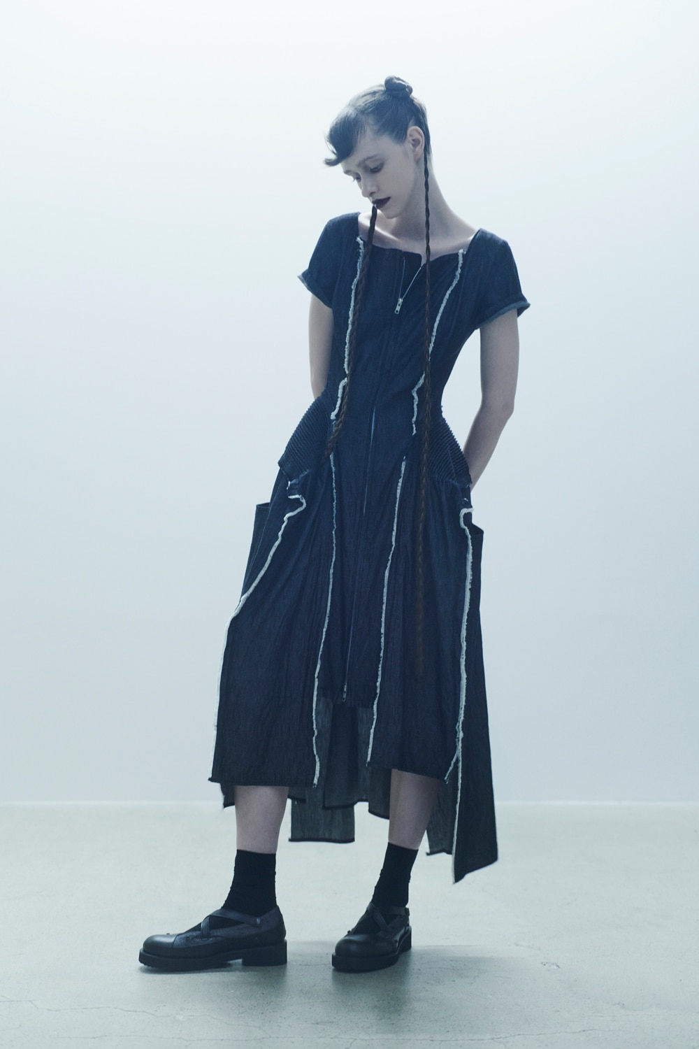 LOOK 19