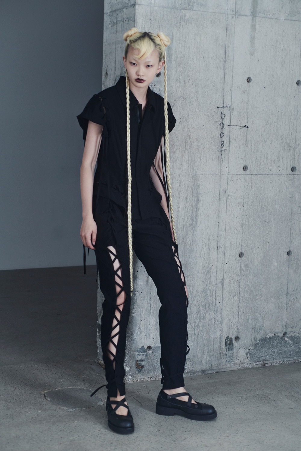LOOK 26