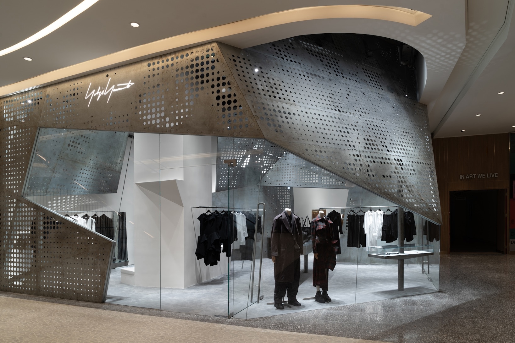 Yohji Yamamoto Guangzhou K11<br>-NEW STORE OPEN-