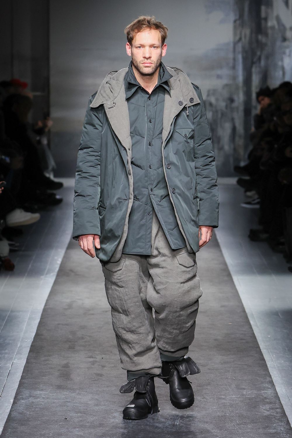 LOOK 14