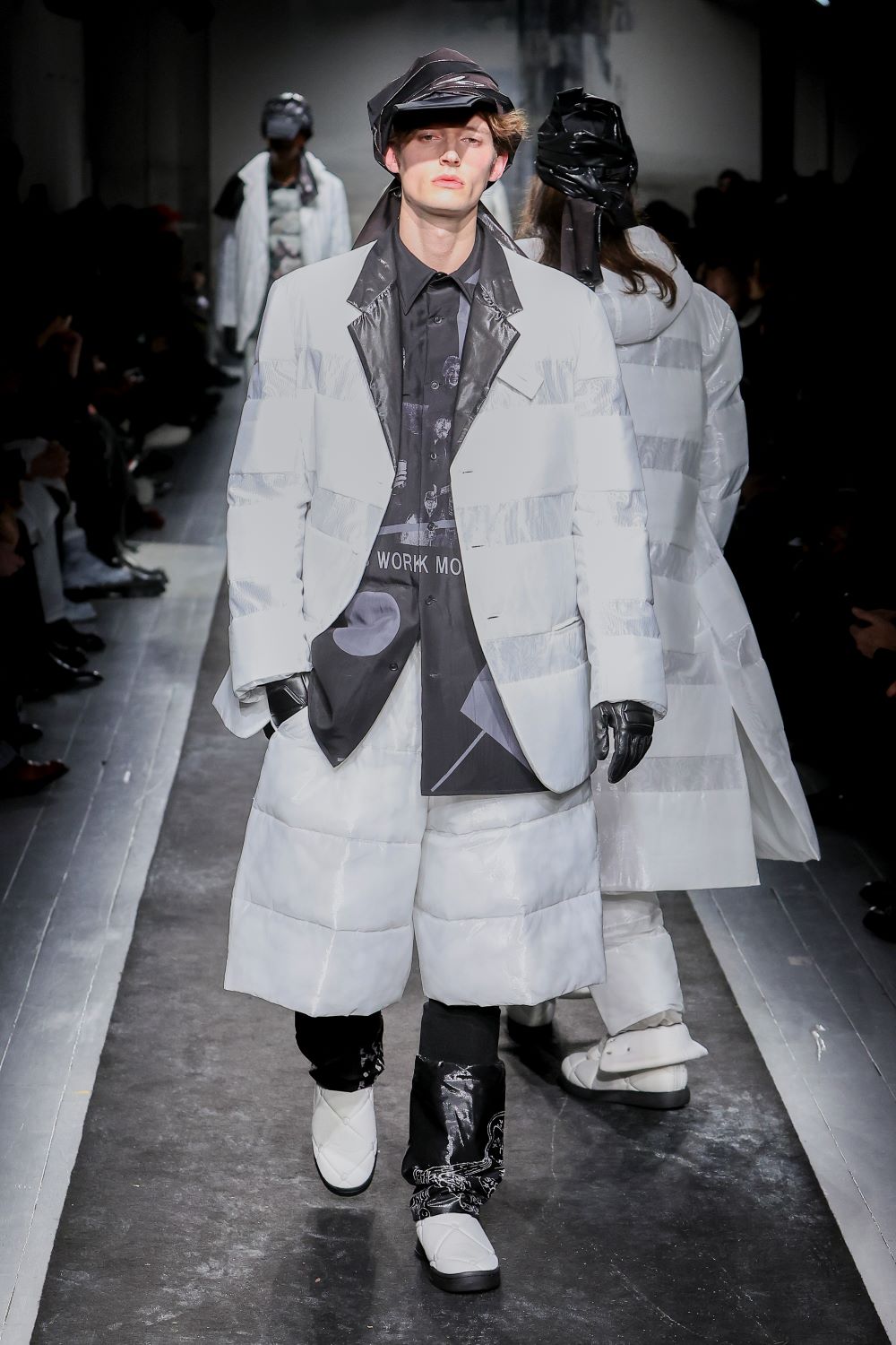 LOOK 36