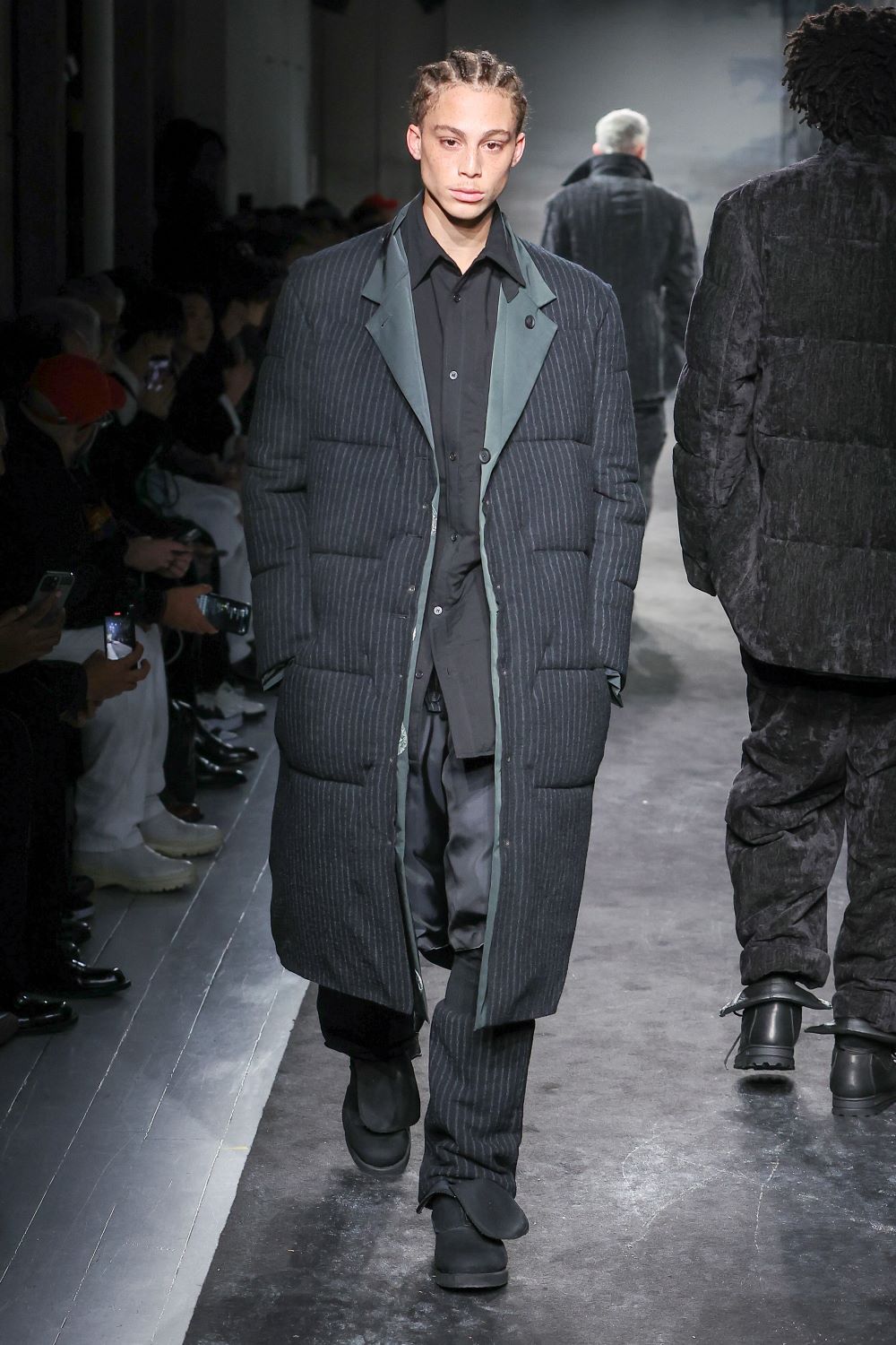 LOOK 05