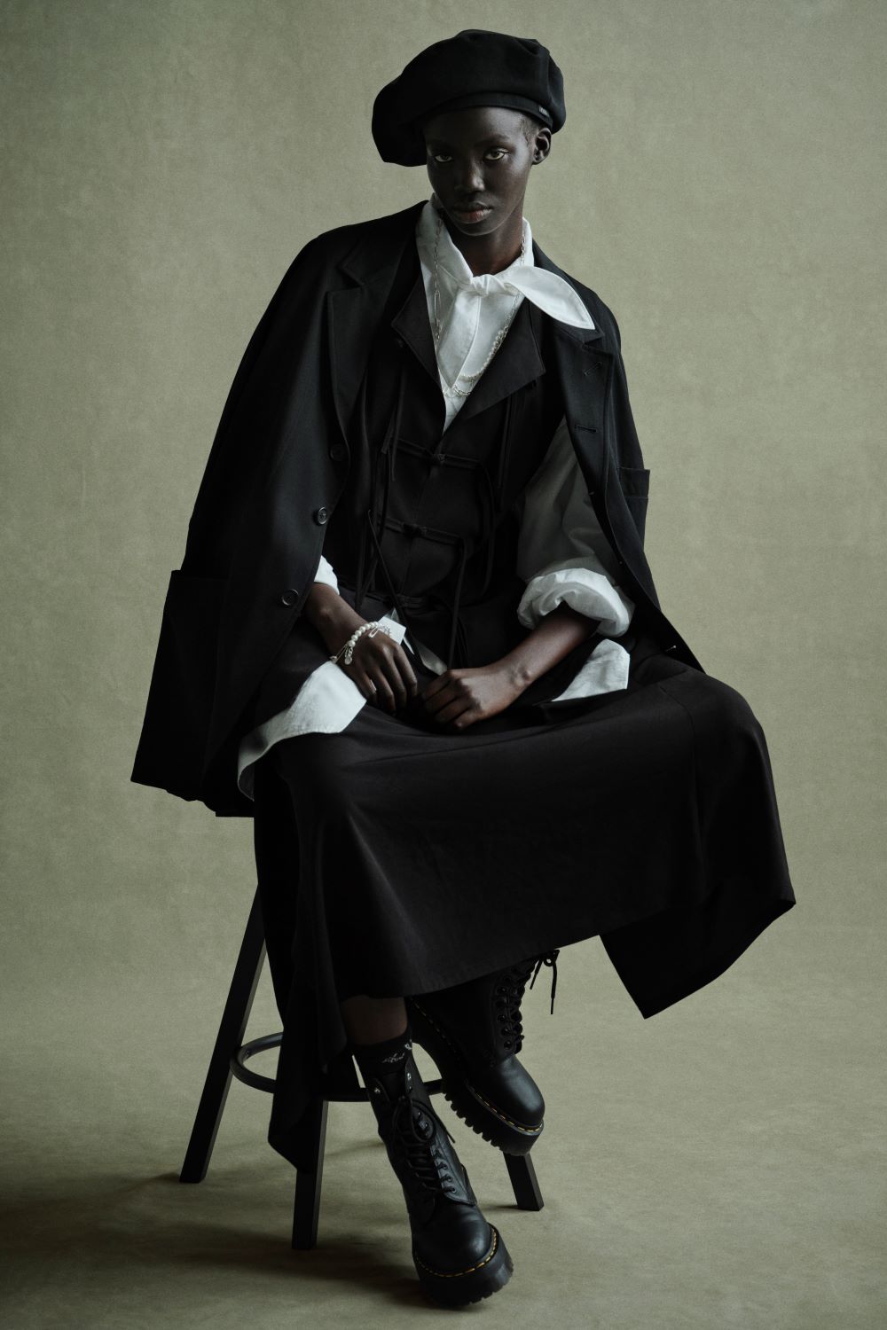 LOOK 18