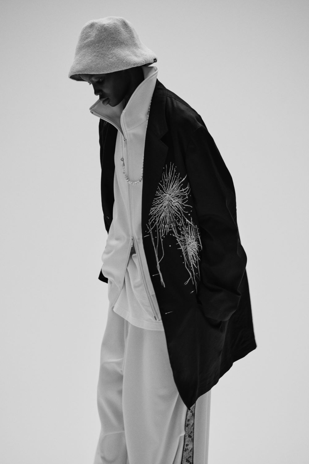 LOOK 07